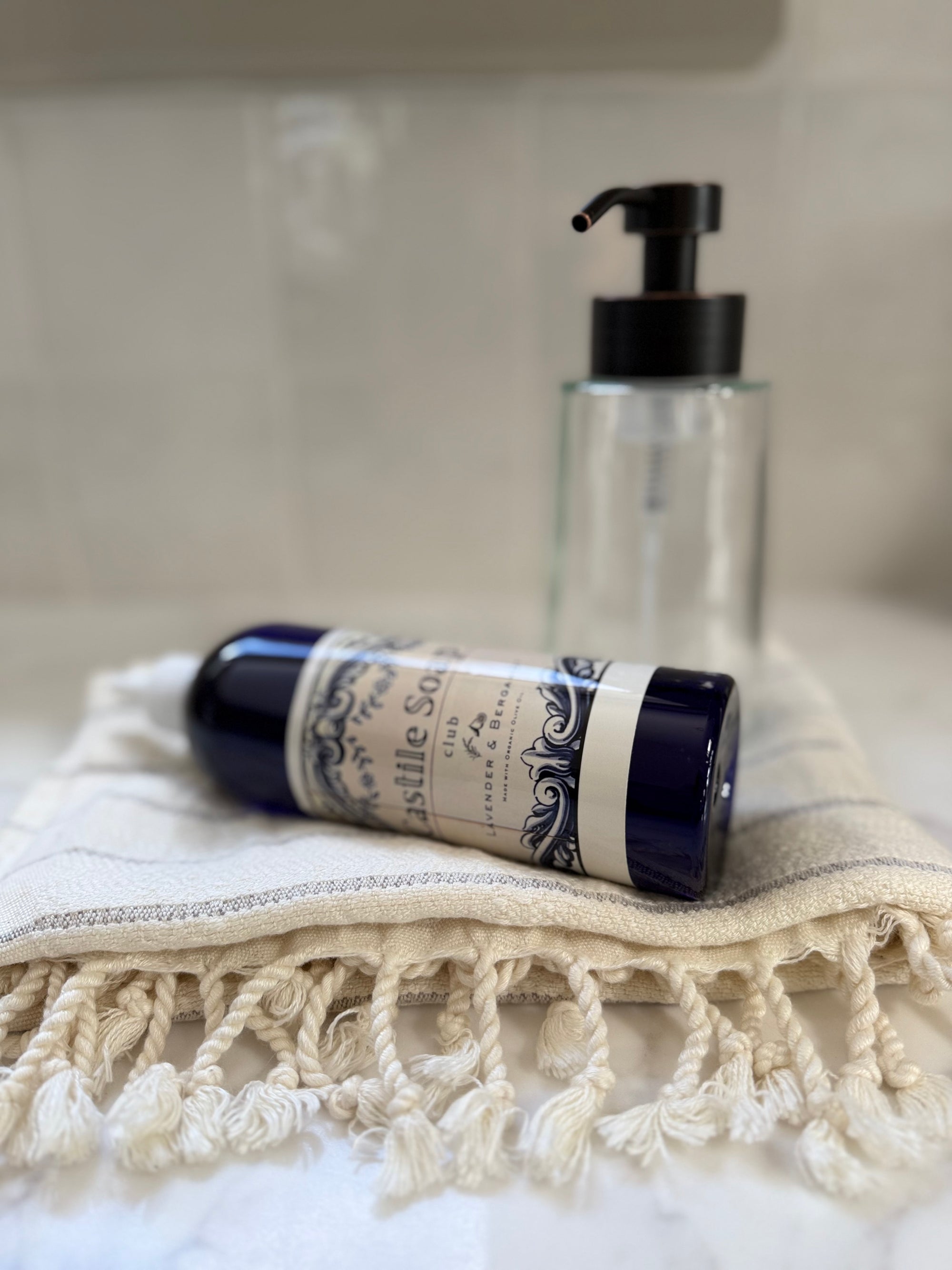 Castile Soap Gift Set – Organic Liquid Soap| Glass Foaming Dispenser | Turkish Cotton Towel